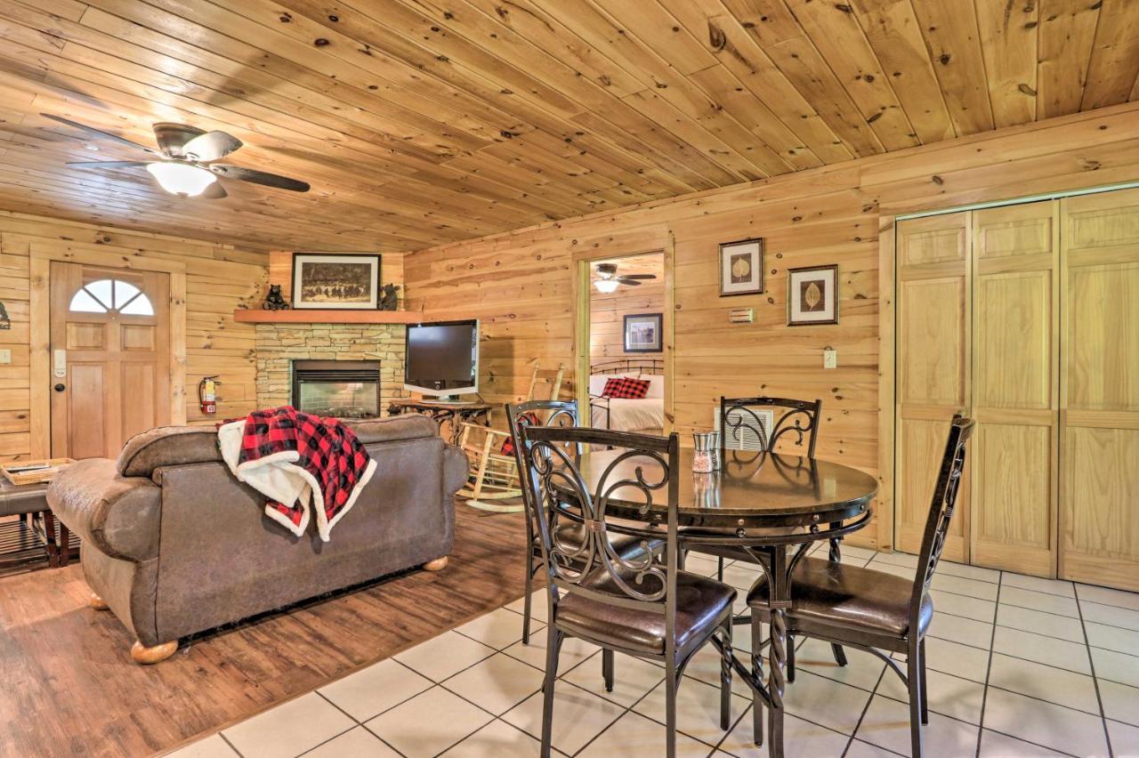 Cabin With Deck And Fireplace Less Than 3 Mi To Dollywood! Pigeon Forge Exterior photo