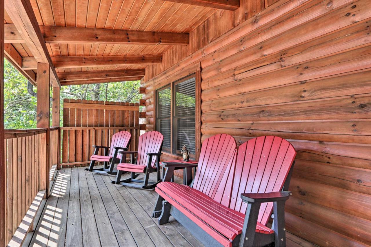 Cabin With Deck And Fireplace Less Than 3 Mi To Dollywood! Pigeon Forge Exterior photo