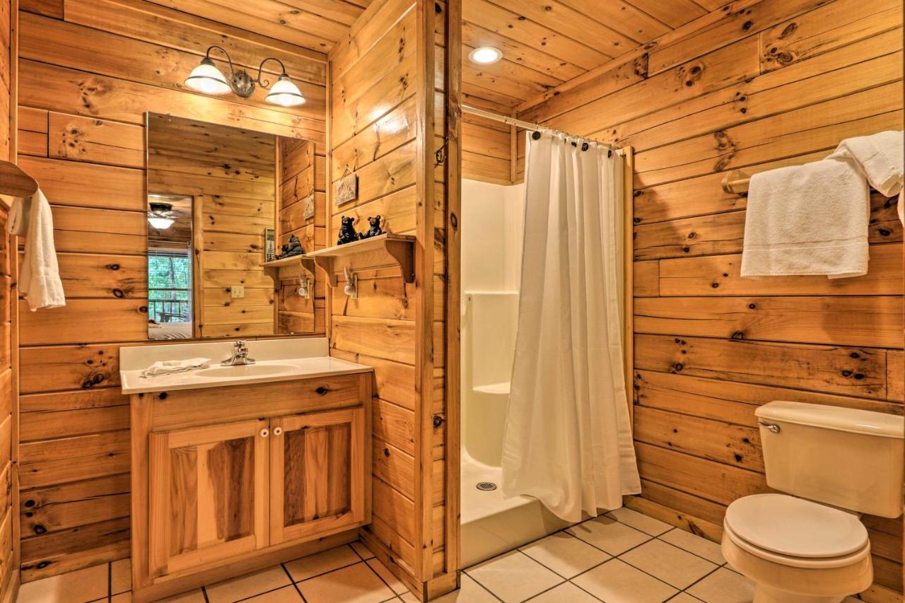 Cabin With Deck And Fireplace Less Than 3 Mi To Dollywood! Pigeon Forge Exterior photo